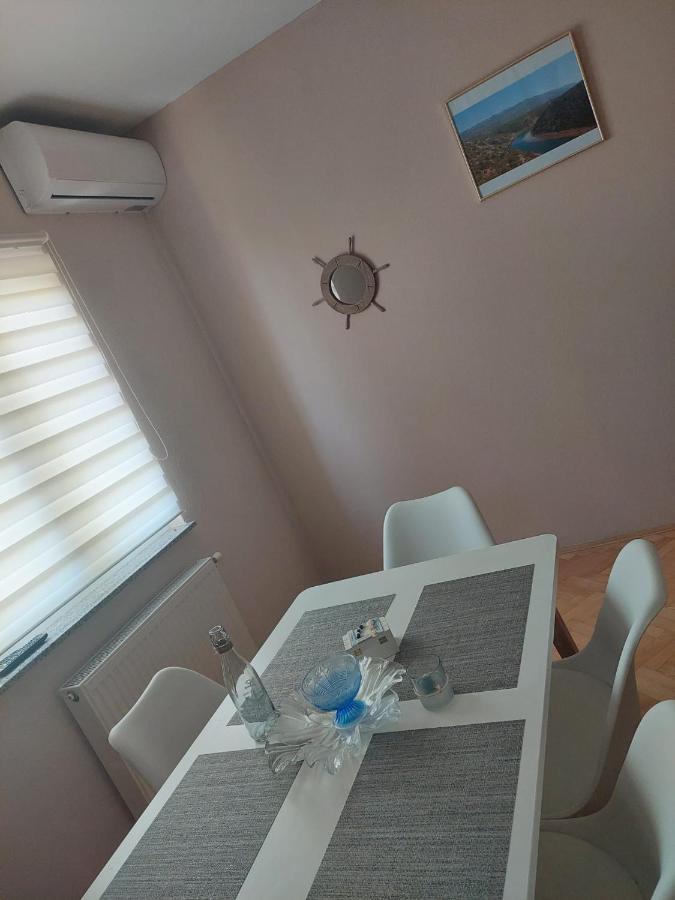 Apartments "Jope I Toni" Biograd Na Moru Zewnętrze zdjęcie