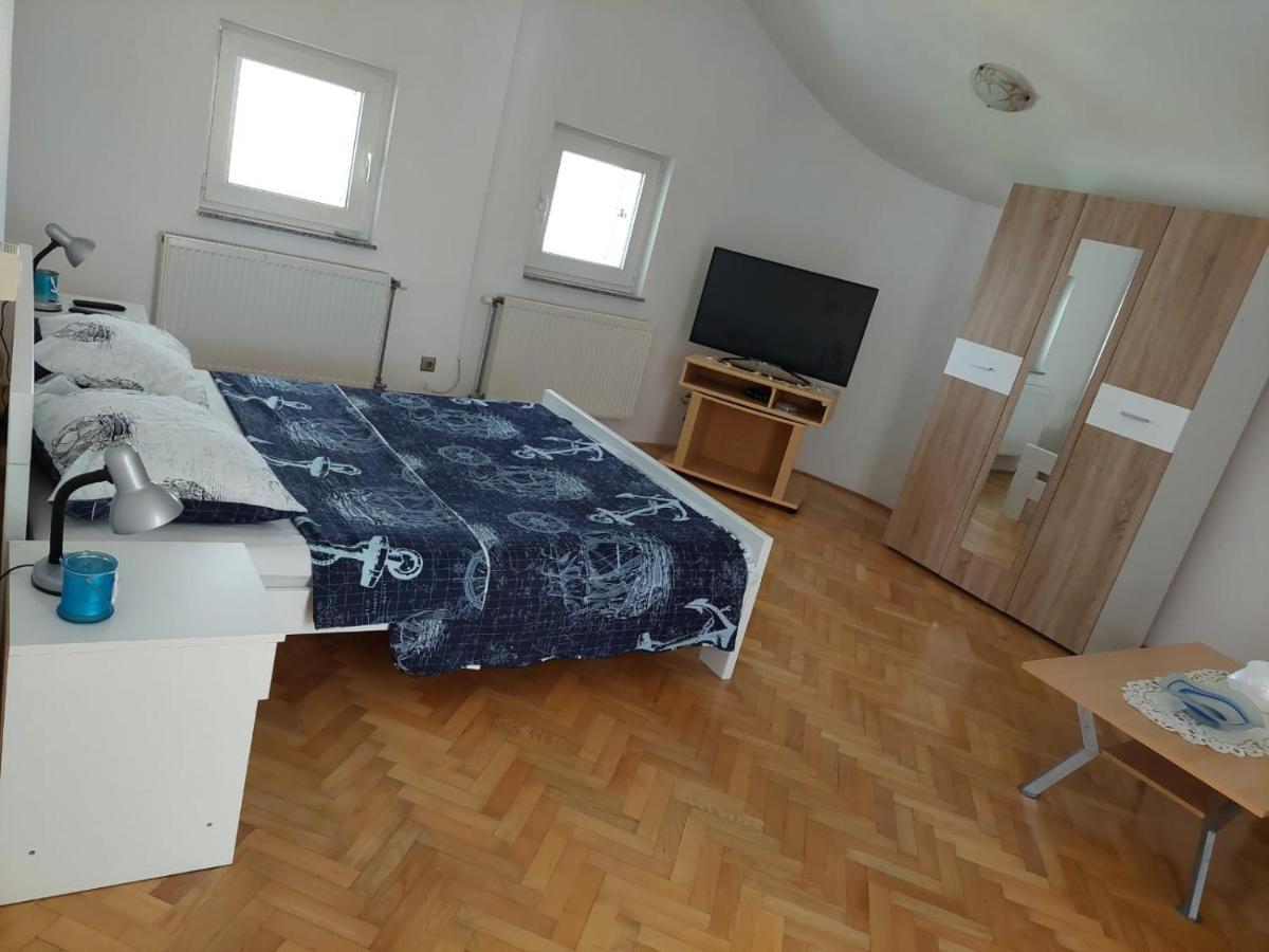Apartments "Jope I Toni" Biograd Na Moru Zewnętrze zdjęcie
